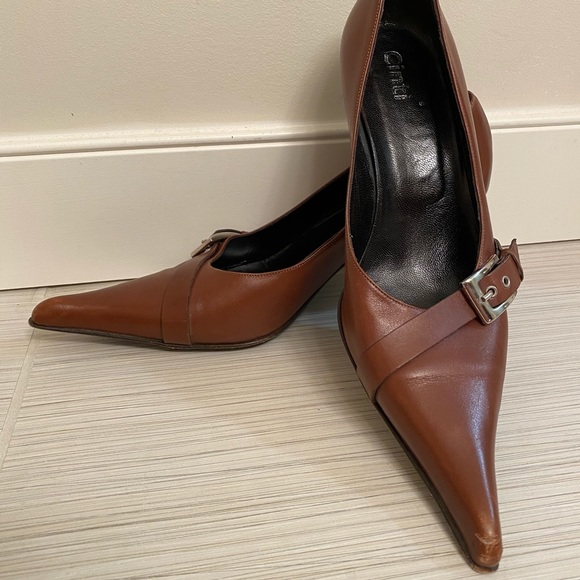Cinti Pointed-Toe Pumps - Picture 9 of 9